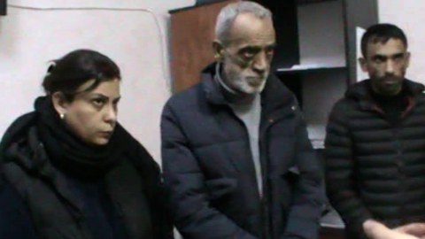 Narkotik satan ata və iki övladı saxlanıldı - VİDEO