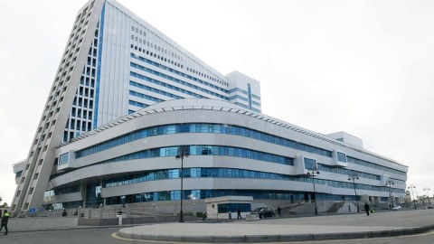 Yeni Klinika TƏBİB-in tabeliyinə verildi