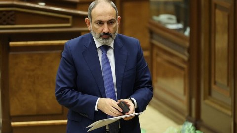 Paşinyanın koronavirus testi yenə müsbət çıxdı
