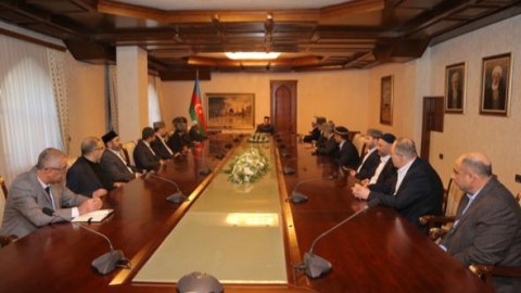Prezident din xadimlərini təşəkkürnamə ilə təltif etdi - FOTO