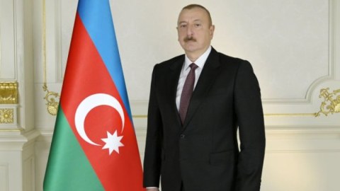 Prezident süni torpaq sahələri ilə bağlı bəzi qanunlarda dəyişiklikləri təsdiqlədi