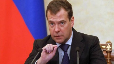 Medvedev İlham Əliyevə&nbsp;başsağlığı verdi