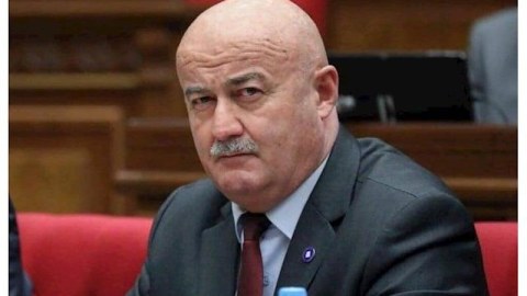 Paşinyanın qovduğu deputat yeni partiya yaratdı