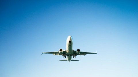Rusiyanın bəzi aviaşirkətləri Azərbaycana reyslərini ləğv edib