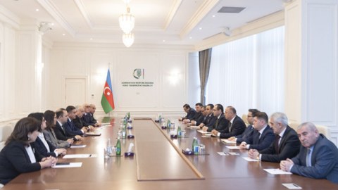 Daha bir institut akkreditasiyadan keçib