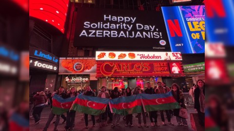 Nyu-Yorkdakı&nbsp;məşhur&nbsp;meydanda azərbaycanlıların həmrəyliyi aksiyası - FOTO