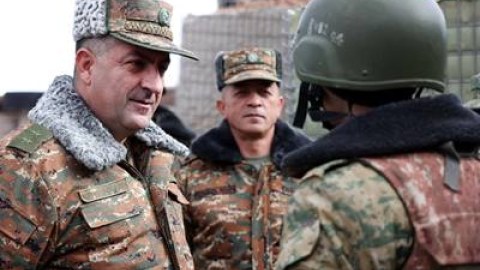 Erməni general Azərbaycanla sərhədə gəldi