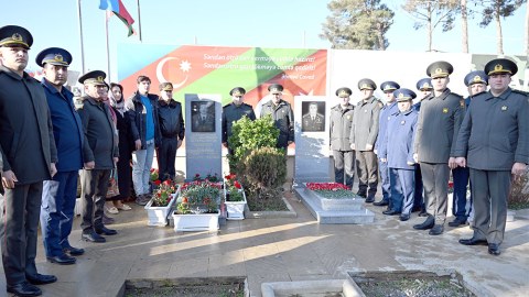 Polad Həşimovun məzarı ziyarət edildi - FOTOLAR
