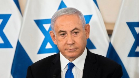 Netanyahu xəstəxananı tərk etdi