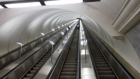 &ldquo;Xətai&rdquo; metrosunda eskalator dayandı - ANBAAN GÖRÜNTÜLƏR