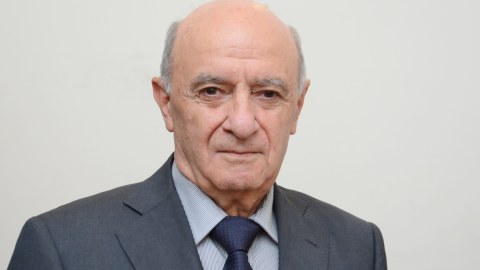 &ldquo;Elmə qabiliyyətli gənclərin gəlməməsi ciddi problemdir&rdquo; -&nbsp;85 yaşlı akademik