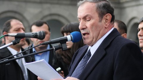 Azərbaycan Ter-Petrosyanı Beynəlxalq Məhkəməyə verəcək?