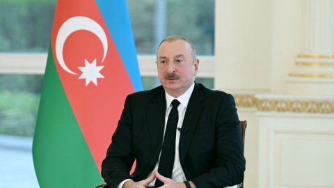 "Müstəqil siyasət aparmaq iqtidarında olan ölkələrin sayı çox deyil"