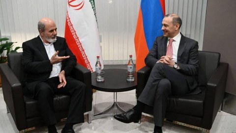 Əhmədian Bakıdan İrəvana getdi