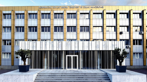 Bu universitetin 100 əməkdaşı işdən çıxarılıb? - AÇIQLAMA