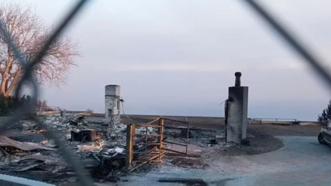 Baydenin 4 milyonluq evi yanıb KÜL OLDU 