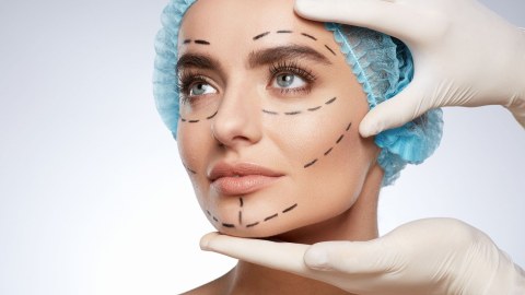 Plastik əməliyyatlarla bağlı yerli protokollar mövcud deyil - RƏSMİ
