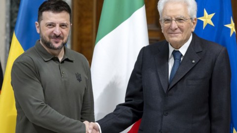 Zelenski italiyalı həmkarı ilə görüşdü