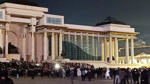 Bu ölkədə kütləvi nümayişlər BAŞLADI