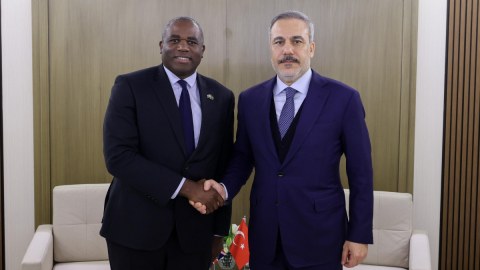 Hakan Fidan britaniyalı həmkarı ilə GÖRÜŞDÜ
