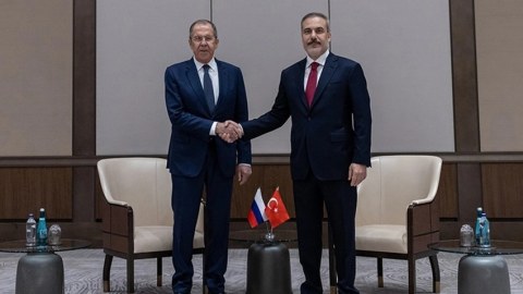 Fidan Lavrovla Suriyanı MÜZAKİRƏ ETDİ