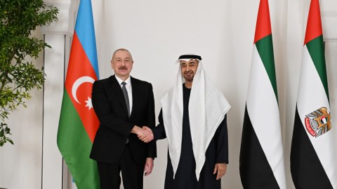 Prezidentlər Əbu-Dabidə bir araya GƏLDİLƏR