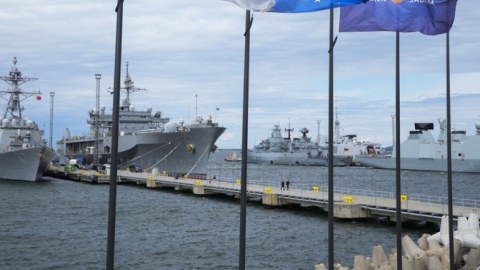NATO Baltik dənizində hərəkətə keçdi
