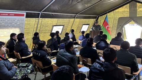 Hərbi vəzifəlilərin təlim toplanışı - VİDEO