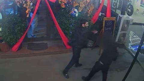 Bakıda restoranda soyğunçuluq - ANBAAN GÖRÜNTÜLƏR