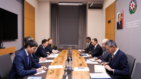 Rəşad Nəbiyev baş katiblə görüşüb