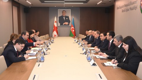 Nazirlərin geniş tərkibdə görüşü keçirilib