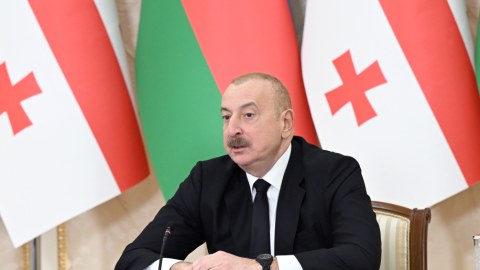 Gürcüstanla Azərbaycan Avropa ilə Asiya arasında körpü rolunu oynayır