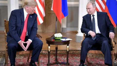 Putin Trampı təbrik etdi