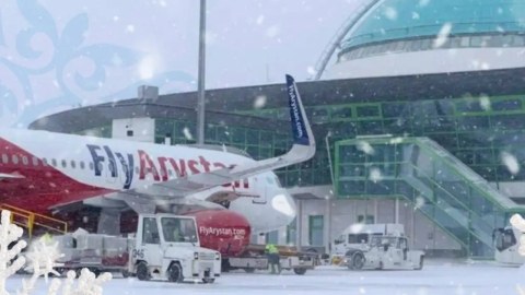 Astana hava limanında uçuş-enmə zolağı bağlandı