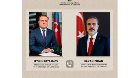 Ceyhun Bayramov Hakan Fidana zəng etdi