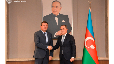 Bu ölkənin səfiri Azərbaycandan gedir