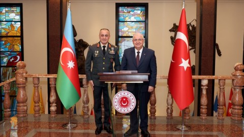 General Mirzəyev Yaşar Gülərlə görüşdü