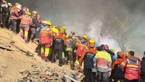 Çökən binada axtarışlar başa çatdı: iki nəfərin cəsədi TAPILDI