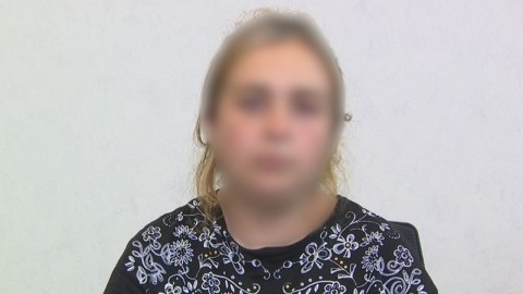 Vətəndaşlara qarşı dələduzluq edən qadına hökm oxundu