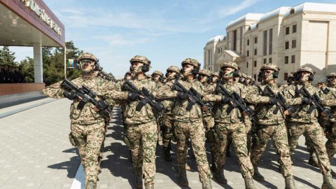 Daxili Qoşunların hərbçilərinin maaşı ARTIRILDI