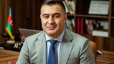 Adəm Məmmədovun vəkillik fəaliyyəti dayandırıldı