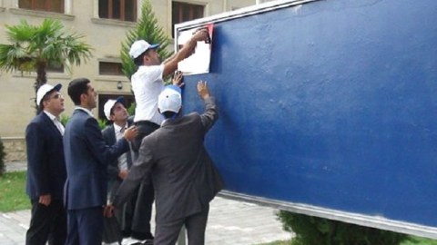 Azərbaycanda sükut GÜNÜDÜR