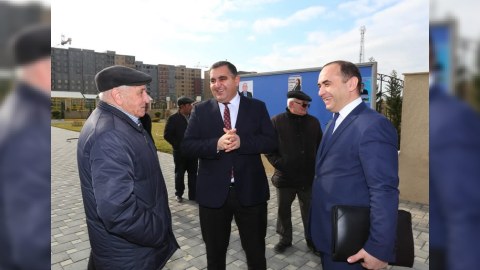 Jurnalistlər üçün əlçatan deputat - Yubileyini qeyd edir