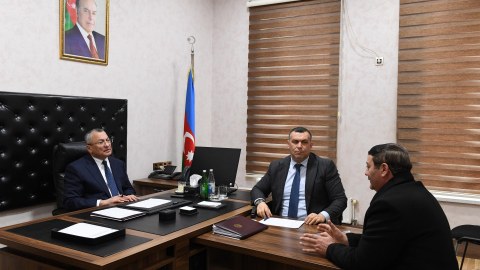 Komitə sədri vətəndaşları qəbul edib - FOTO