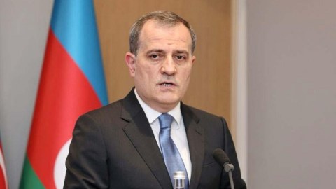 Ceyhun Bayramov Türkiyəyə getdi