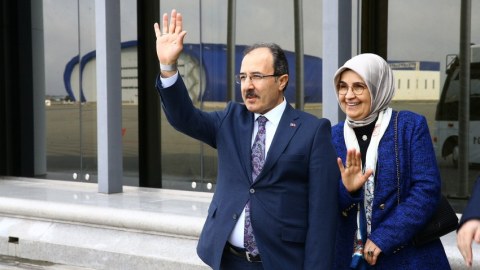 Türkün azadlıq səsi Qarabağ!&nbsp;- Cahit Bağçıdan təsirli vida PAYLAŞIMI