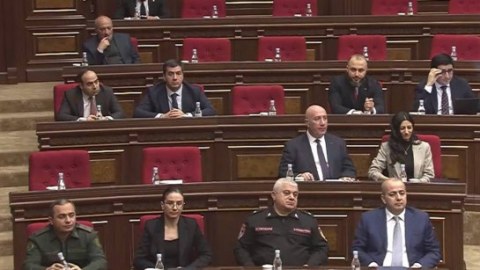 Ermənistan parlamentində itkinlərə dair qapalı dinləmə keçirilir