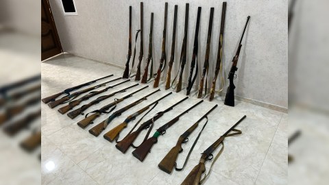 Polis əməliyyat keçirdi - Qanunsuz silah-sursat yığıldı