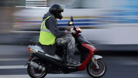 Bakıda maşın və iki moped qaçırıldı