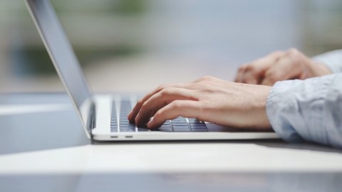 "e-bildiriş"in təqdim edilməsinə görə xidmət haqqı tutulacaq